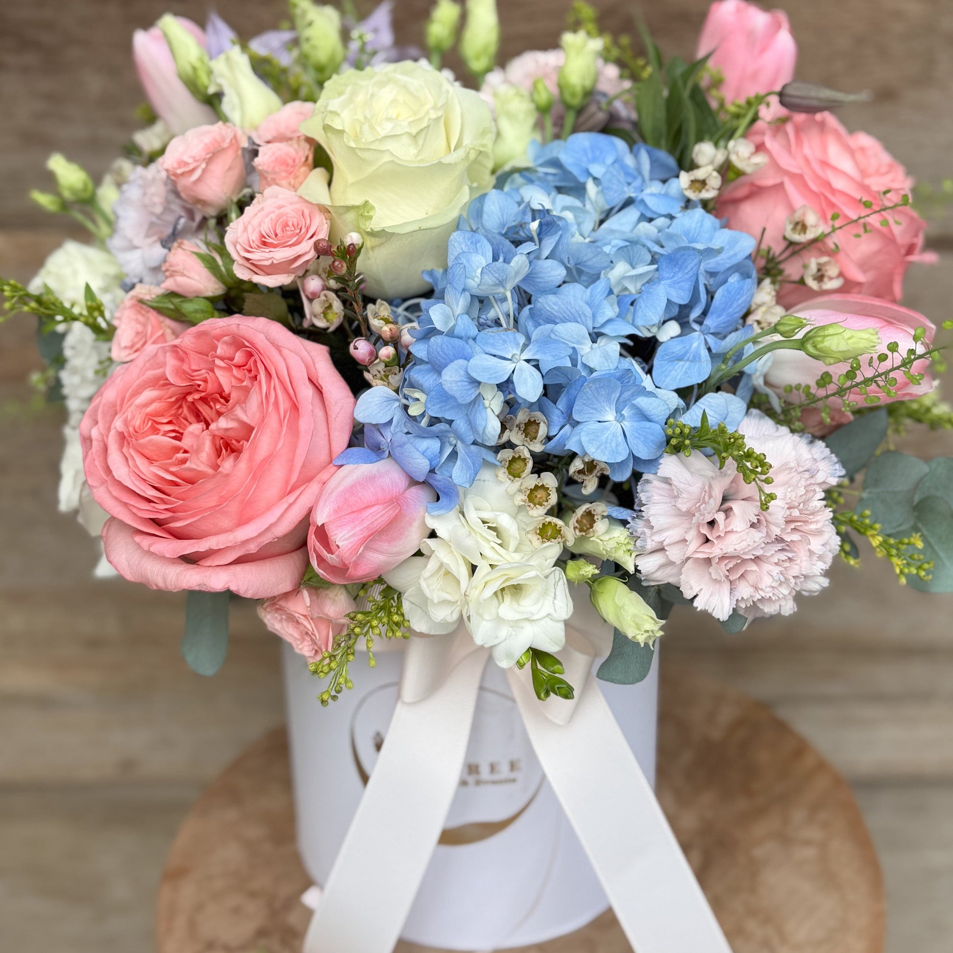 Floraria Desiree Fresh Cut Flowers Aranjament Hortensie Bleu